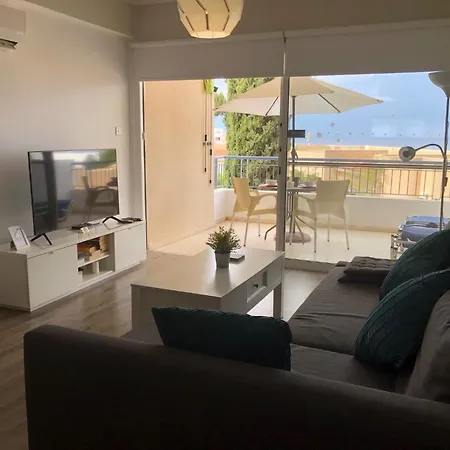 Kings Palace - Modern And Stylish 1 Bedroom Appartement